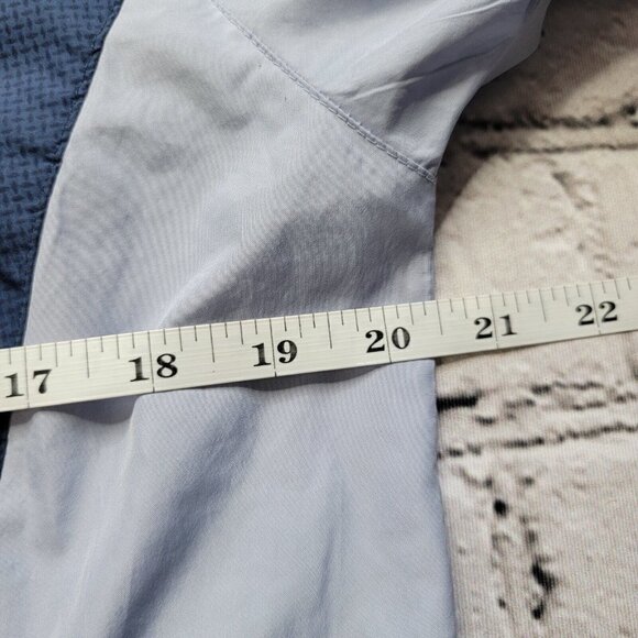 illumiNite Two Tone Blue Windbreaker Full Zip Jacket Zip Pockets Size S? - Picture 12 of 13